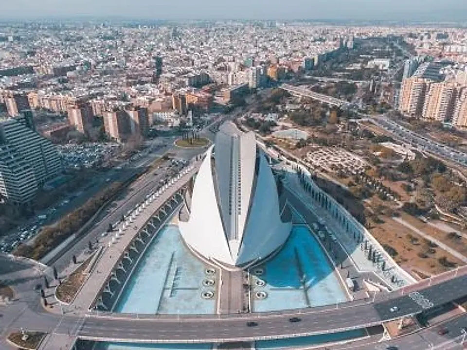 اسپین میں سفر اور منتقلی