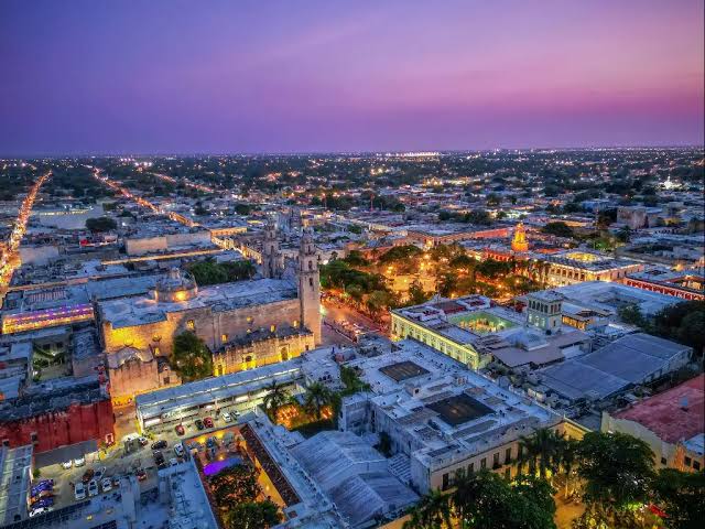 Merida city veiw night